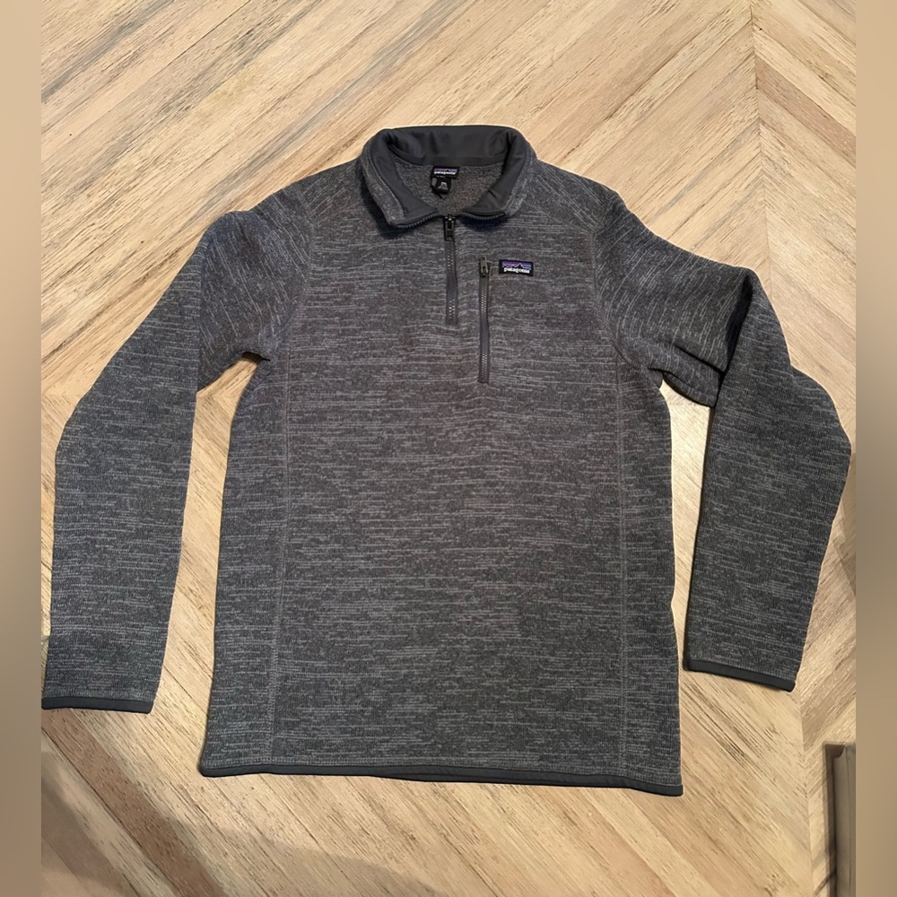 Patagonia Pullover Sweater 
Kids size XXL